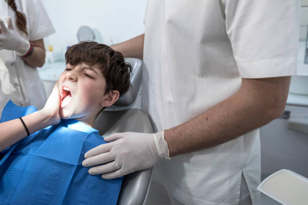 Best Chipped Tooth Repair Near Me  in Mcfarland, CA