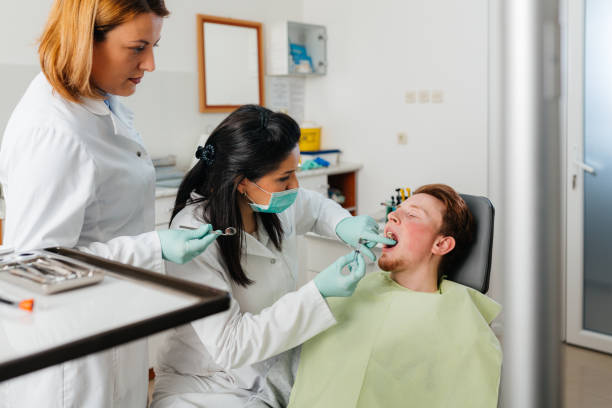 Best Chipped Tooth Repair Near Me  in Mcfarland, CA
